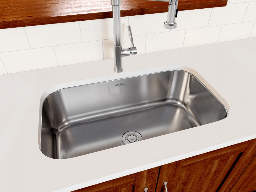 Capri Series Undermount Stainless Steel 32 in. Single Bowl Kitchen Sink in Satin Finish with Strainer